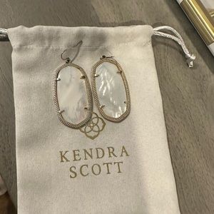 Kendra Scott Danielle earrings
